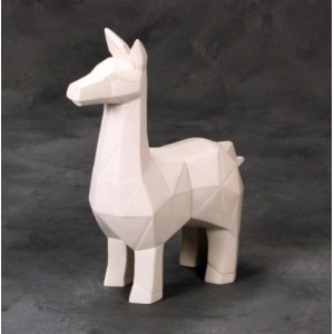 MB-1539 Faceted Llama